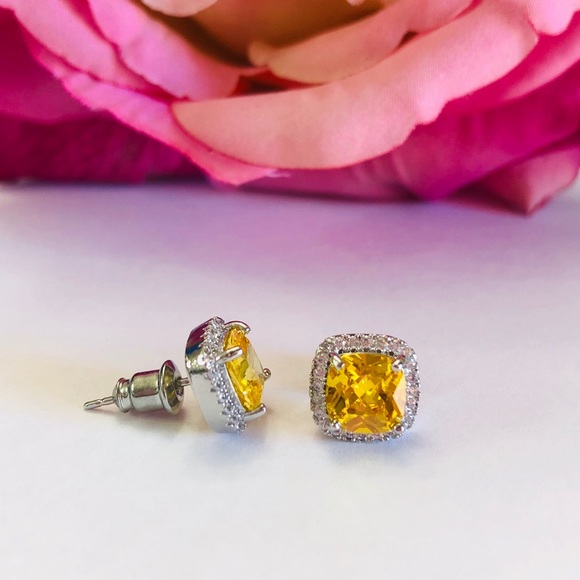 Yellow Topaz Silver Plated Stud Earrings - Picture 2 of 4